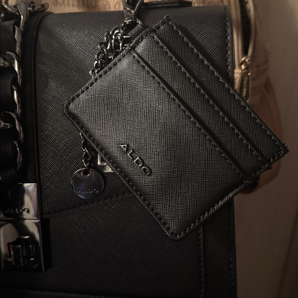Aldo Elegant Black Chain Strap Handbag with Card Holder - Picture 11 of 11